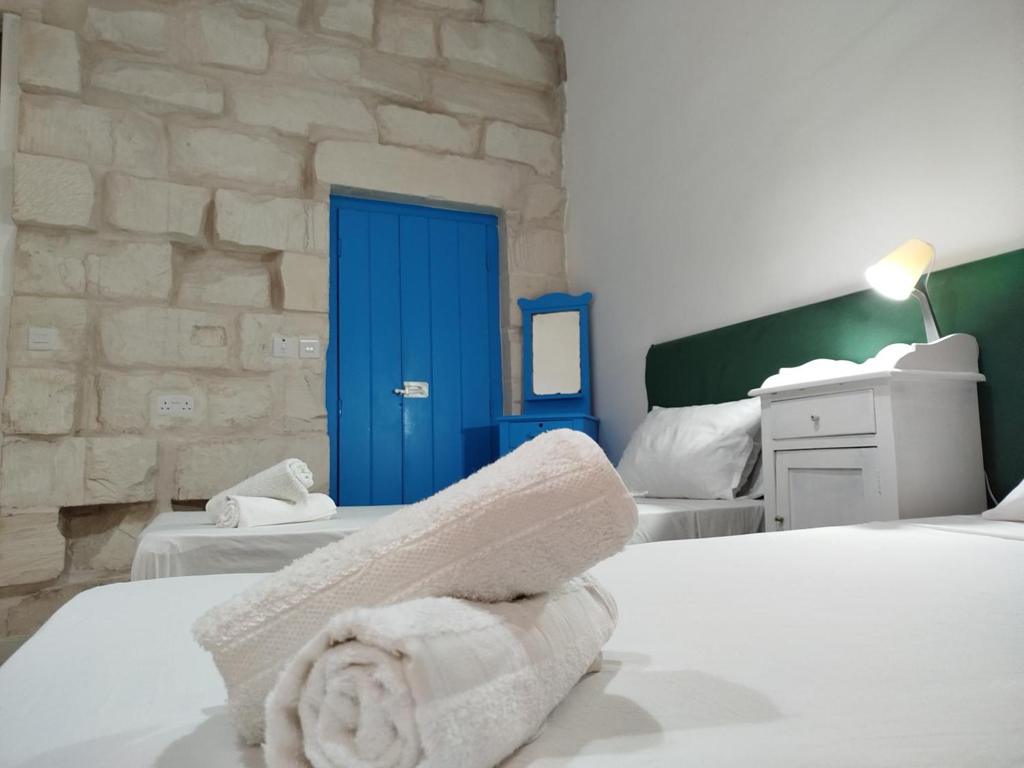 Limestone Sun Suites Sliema Pokoj fotografie