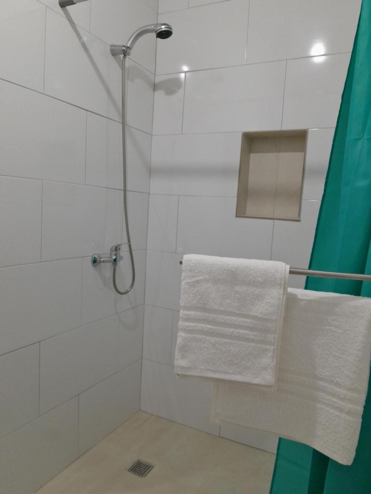 Limestone Sun Suites Sliema Pokoj fotografie