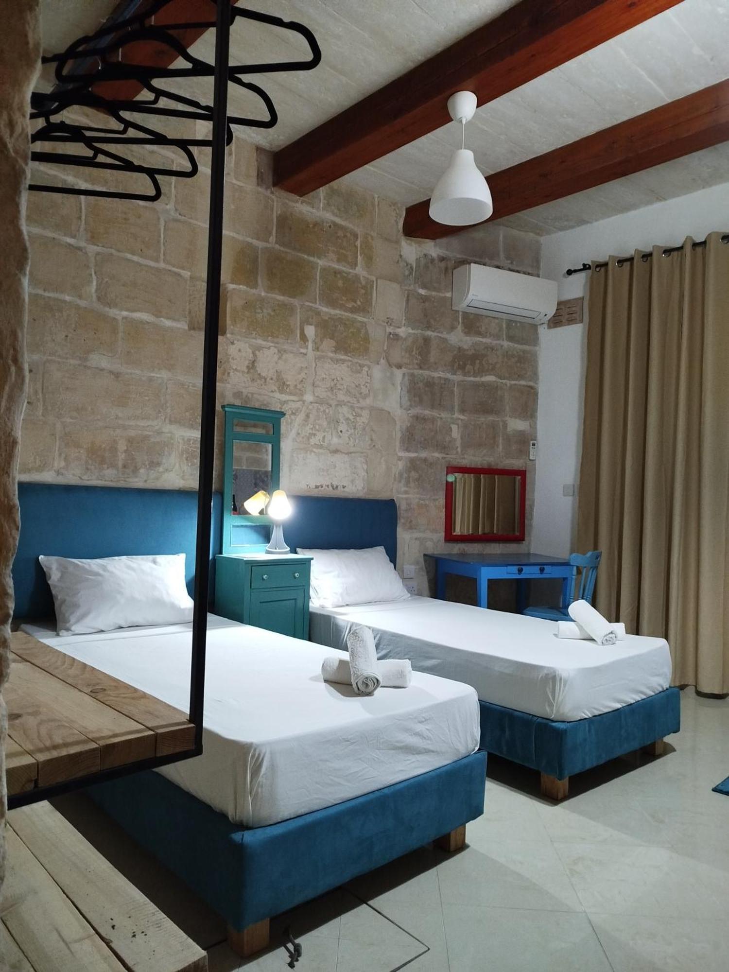 Limestone Sun Suites Sliema Pokoj fotografie