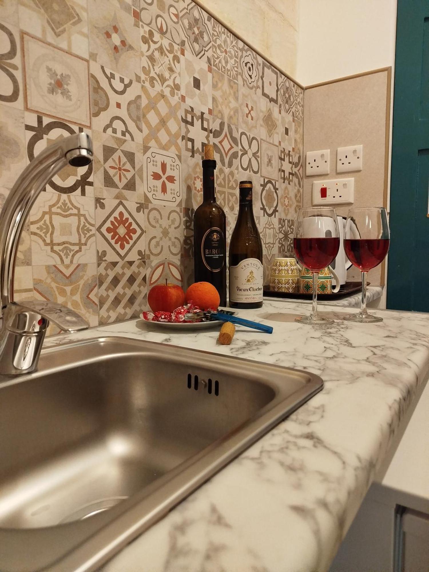 Limestone Sun Suites Sliema Exteriér fotografie
